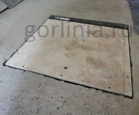 Люк напольный Стелс-К 1000*1000 короб под размер плитки