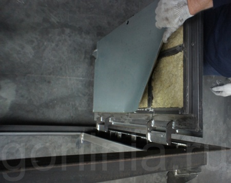 Напольный люк Стелс-У 800*1800п уголок утепленный образец