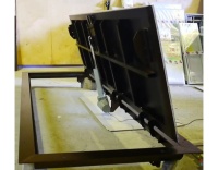 Люки в подвал с электроприводом стелс-эл 1000х1500п на пульте